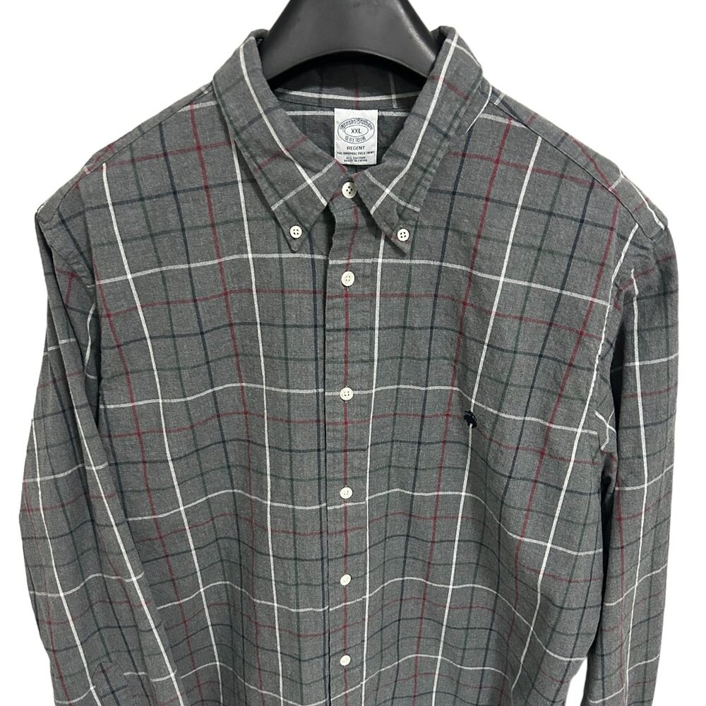 Men's Grey Plaid Button-Down Shirt